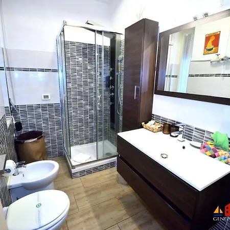 Aquarium Apartment *